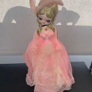 16” self standing display SouthernBelle Doll